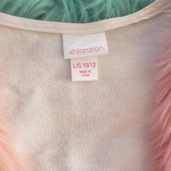 Xhilaration Pink & White Ombre Fur Vest - Picture 3 of 4